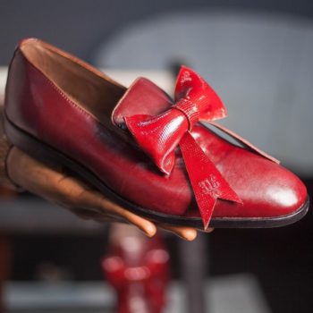 RED BOW SHOE